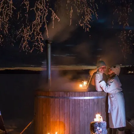 Family בית נופש *